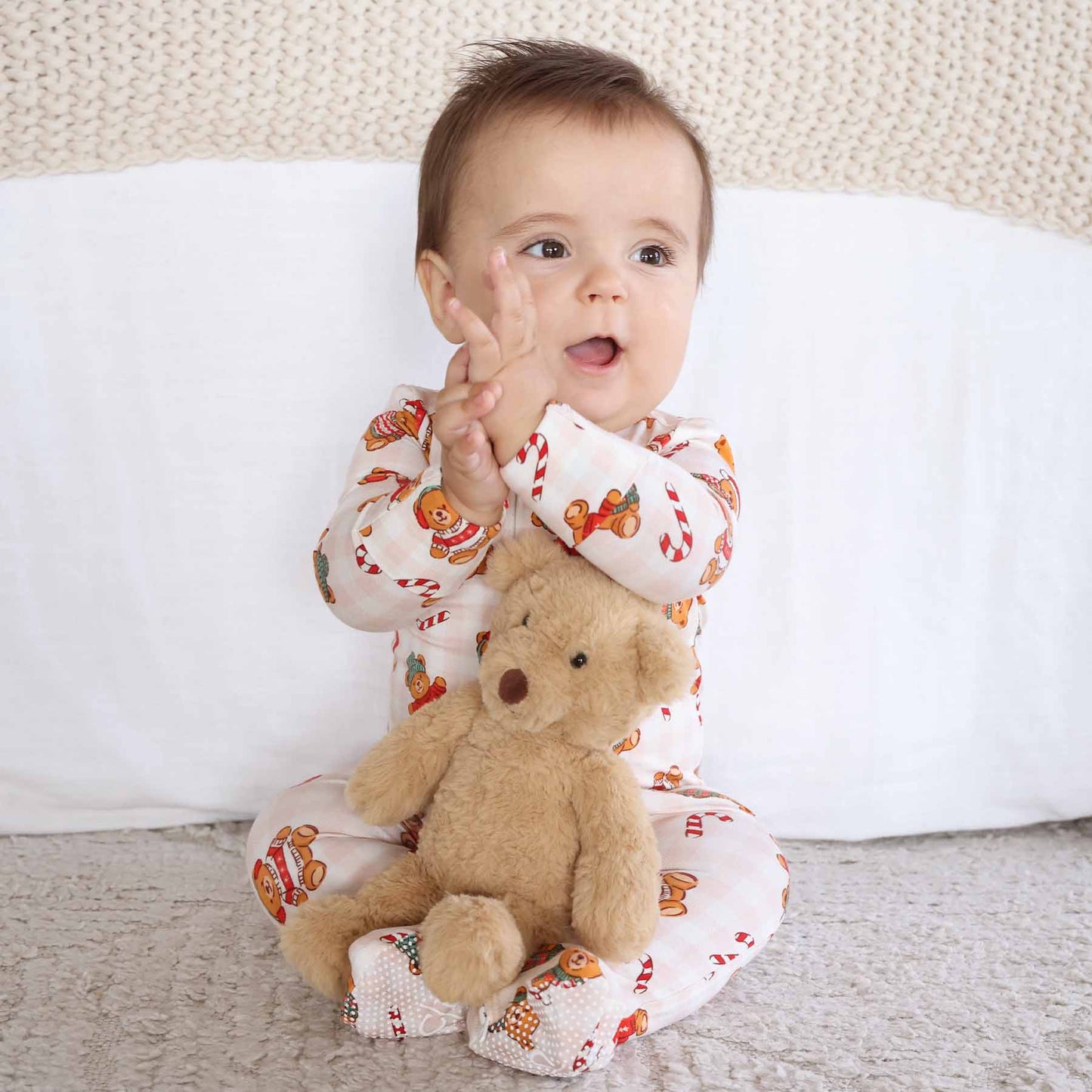 Beary Christmas Zipper Footie | Neutral