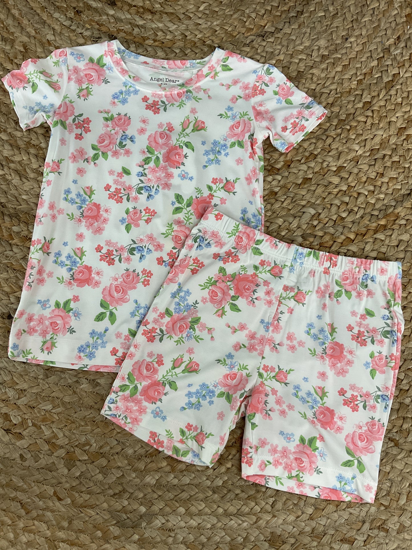 AD Cute Little Roses Pajama Set