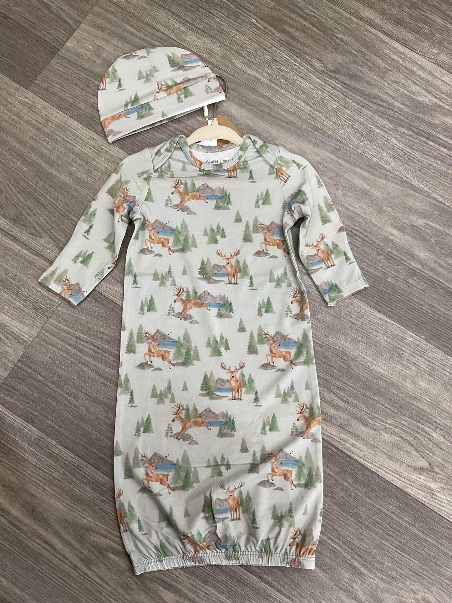 Deer Lap Shoulder Gown with Hat