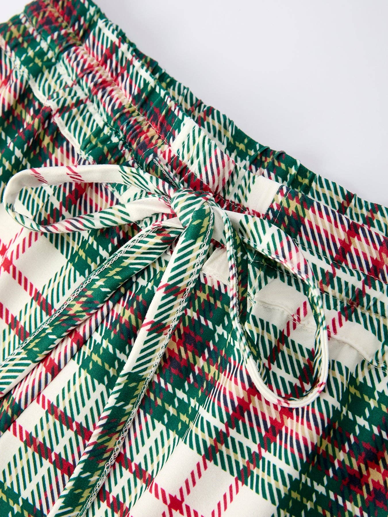 Christmas Plaid Pajamas Set with Long Sleeves and Red Cuffs
