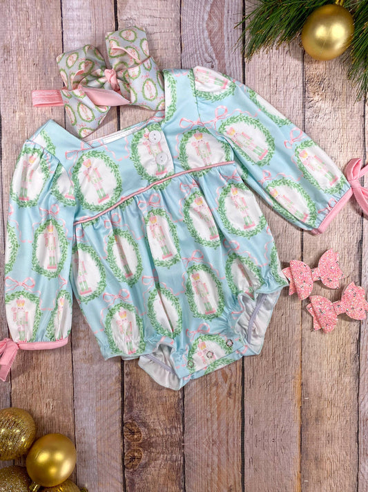 Nutcracker & Tied Sleeves Bubble
