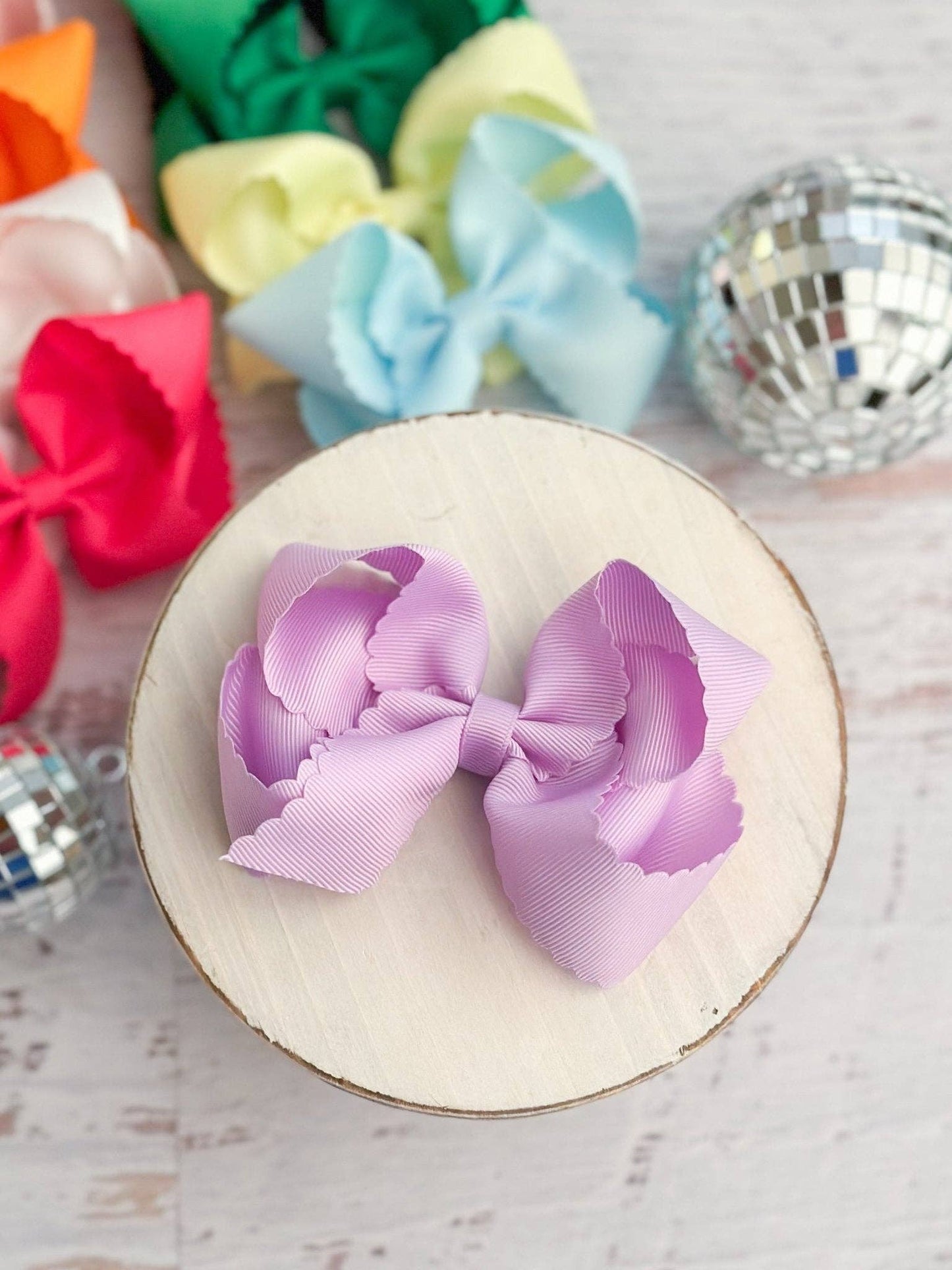 Classic Scalloped Bows - Alligator Clip - 4.5"