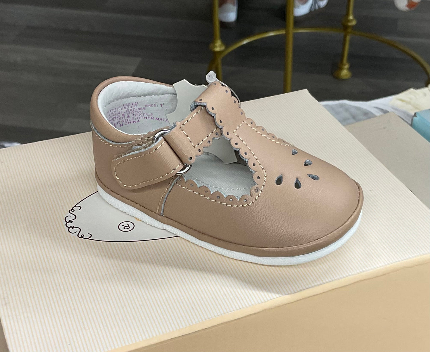 Dottie Scalloped Mary Jane - Latte