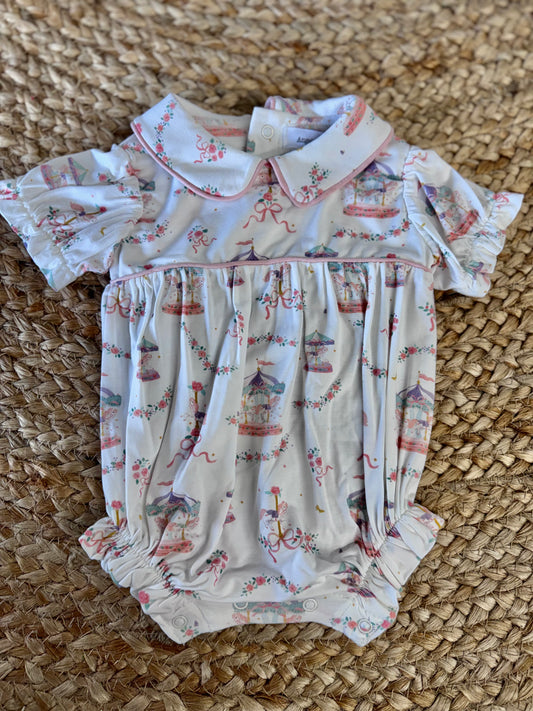 AD Carousel With Bows Bubble