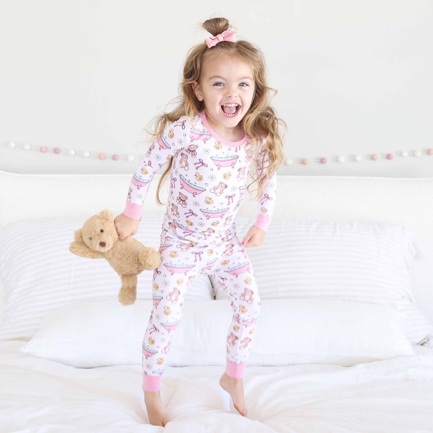 Bathtime Besties Two Piece Pajama Set | Pink