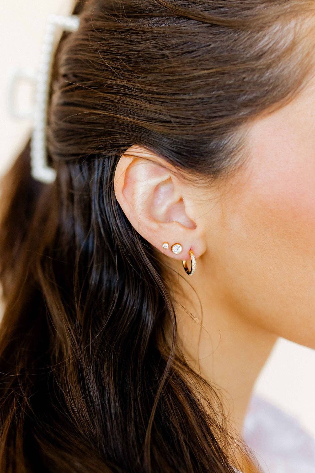 Screwback Stud Earrings - Micro Cooper Clear Gold